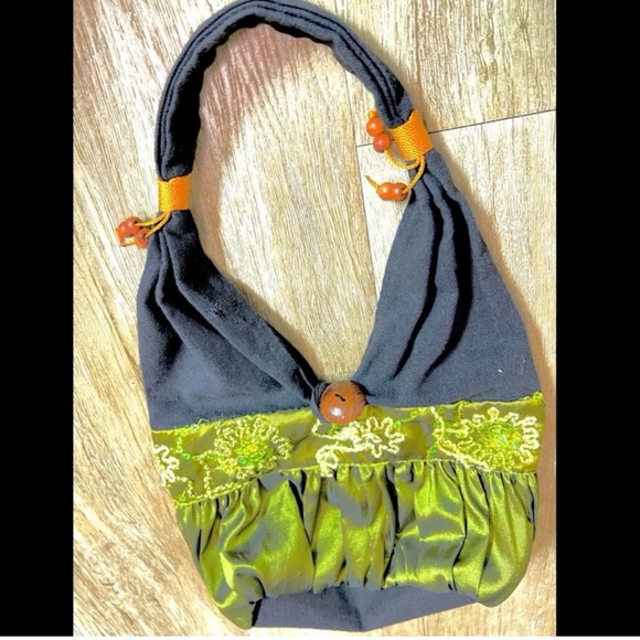 🎁 Vintage black & chartreuse taffeta sequinned little purse - Greek artisan made - Picture 8 of 12